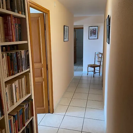 Διαμέρισμα Le Lavandou, Rez De Jardin Dans Villa, 300 M Plages, Vue Mer, 5 Couchages *